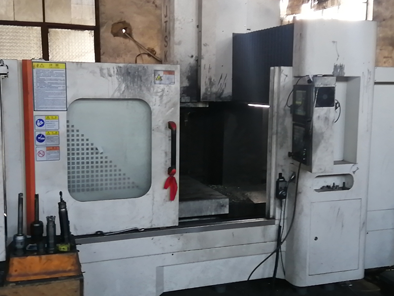 廠區(qū)設(shè)備